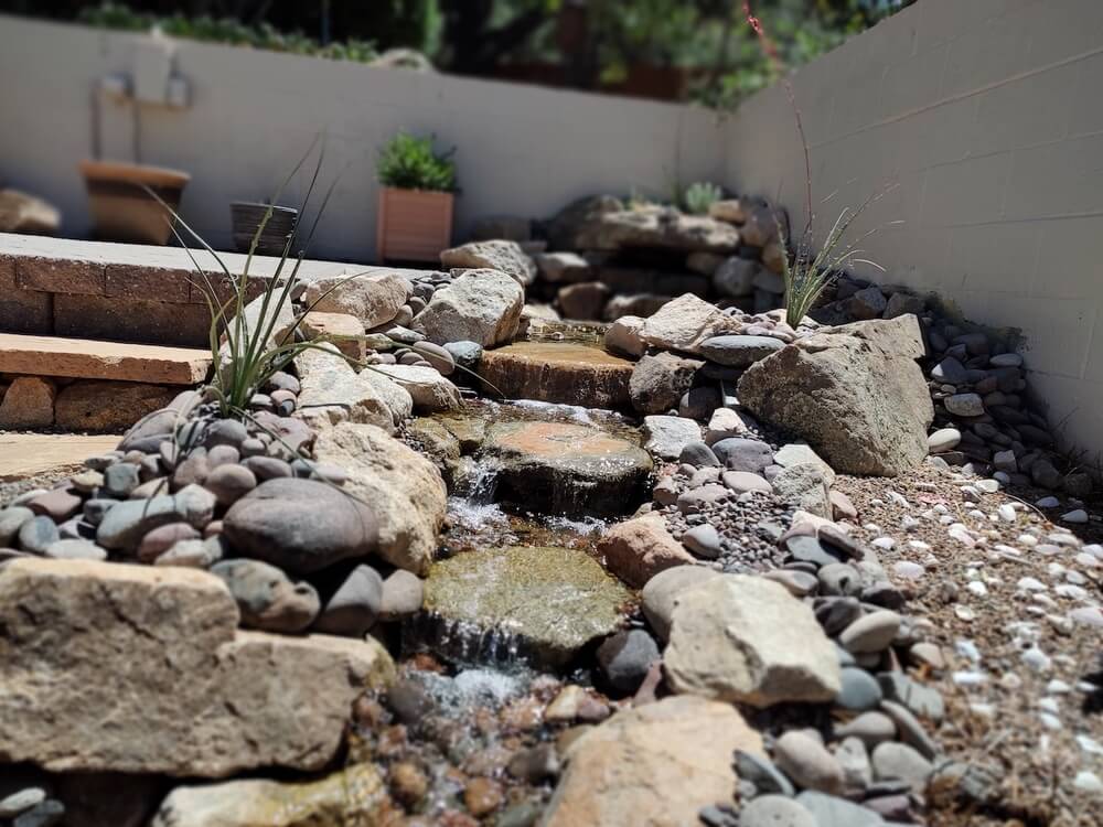 landscaping-service-rock-waterfall-zebrascapes-village-of-oak-creek-az