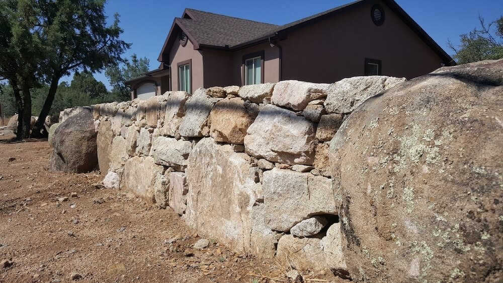 landscaping-service-stone-wall-zebrascapes-prescott-valley-az