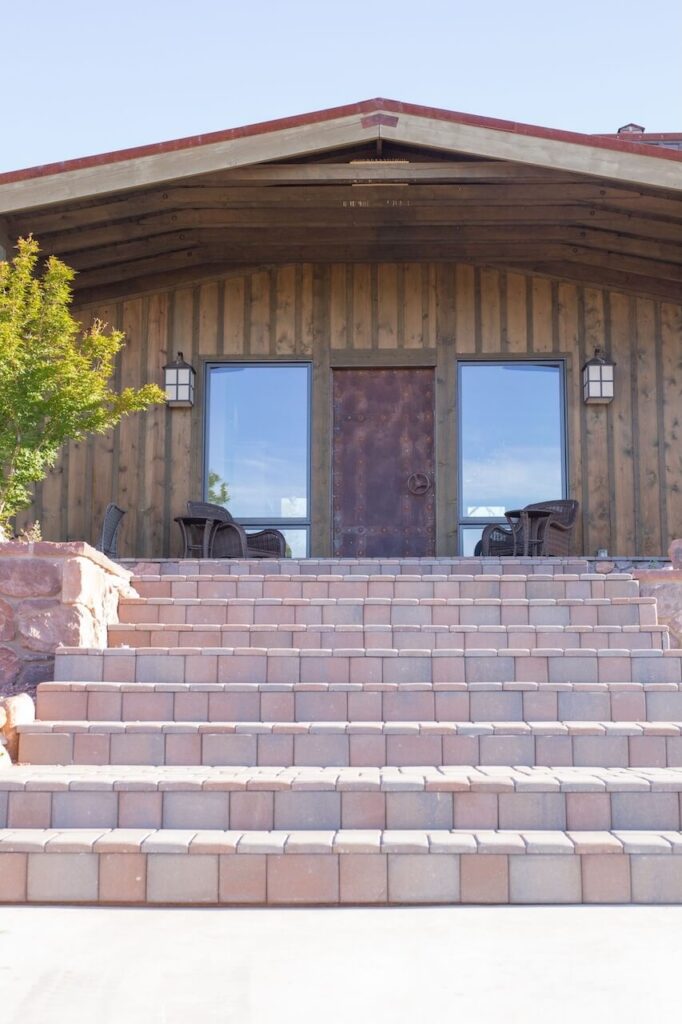 landscaping-services-front-steps-zebrascapes-chino-valley-az