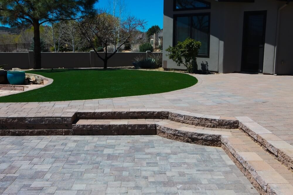landscaping-services-patio-steps-zebrascapes-camp-verde